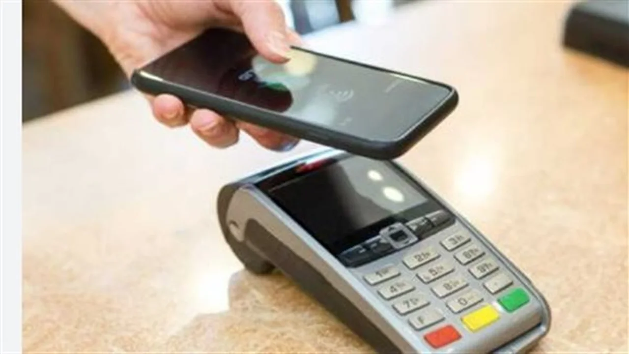 صدارة السوق.. أسباب هيمنة فودافون كاش على خدمات المحافظ الإلكترونية في مصر